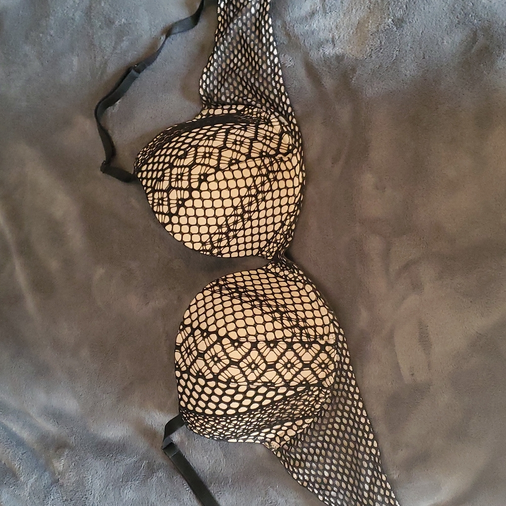VS Bra